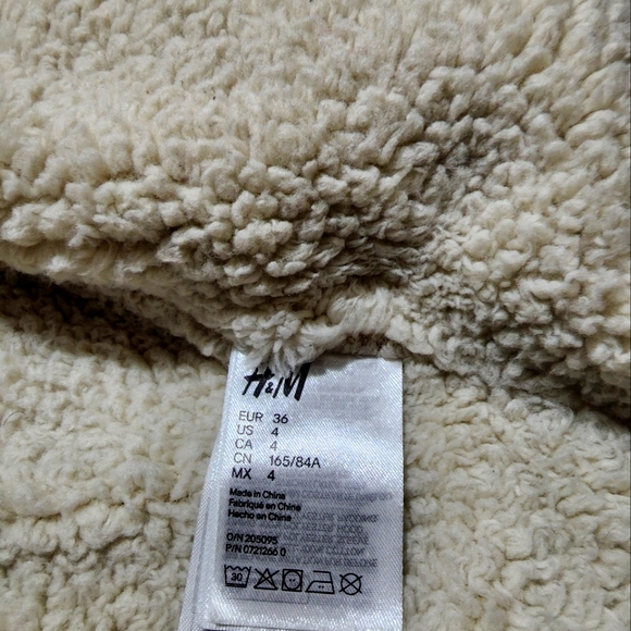 H&M Divided Women's Sherpa line Puffer Hoodie Jacket / coat Dusty rose color - Picture 8 of 11